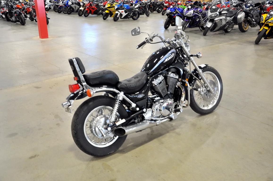 Купить мотоцикл Suzuki Intruder800 2002 фото 5